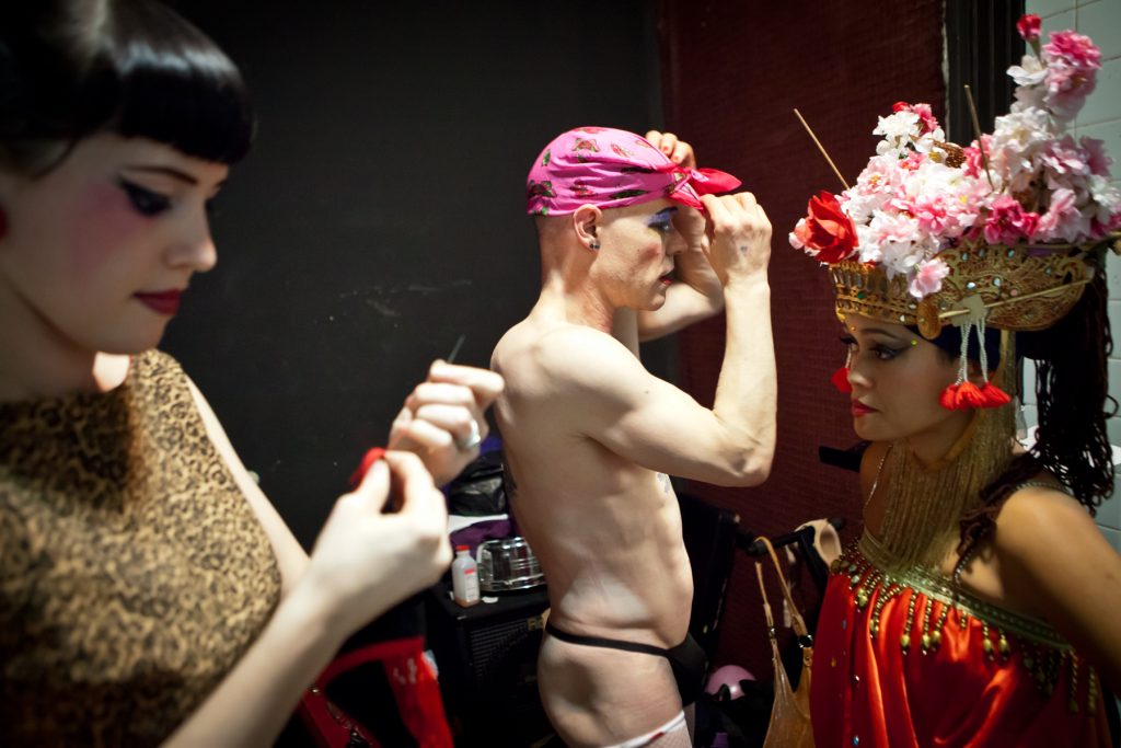 Burlesque photos of performer Faux Pas by NYC photojournalist, Kelly Williams