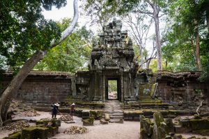 Angkor Thom temple for an Angkor Wat temple guide
